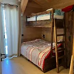 Design Flat With Panoramic Views In * ラ・ロジエール