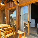 Design Flat With Panoramic Views In アパート ラ・ロジエール