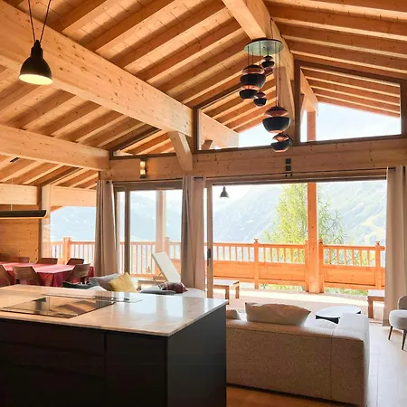 Design Flat With Panoramic Views In アパート